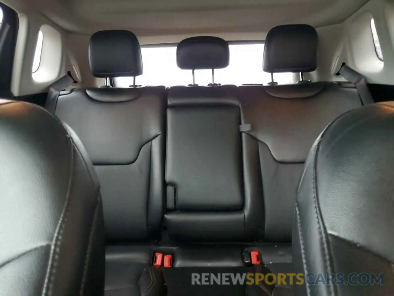 10 fotografías del automóvil dañado 3C4NJDCBXLT209079 JEEP COMPASS 2020
