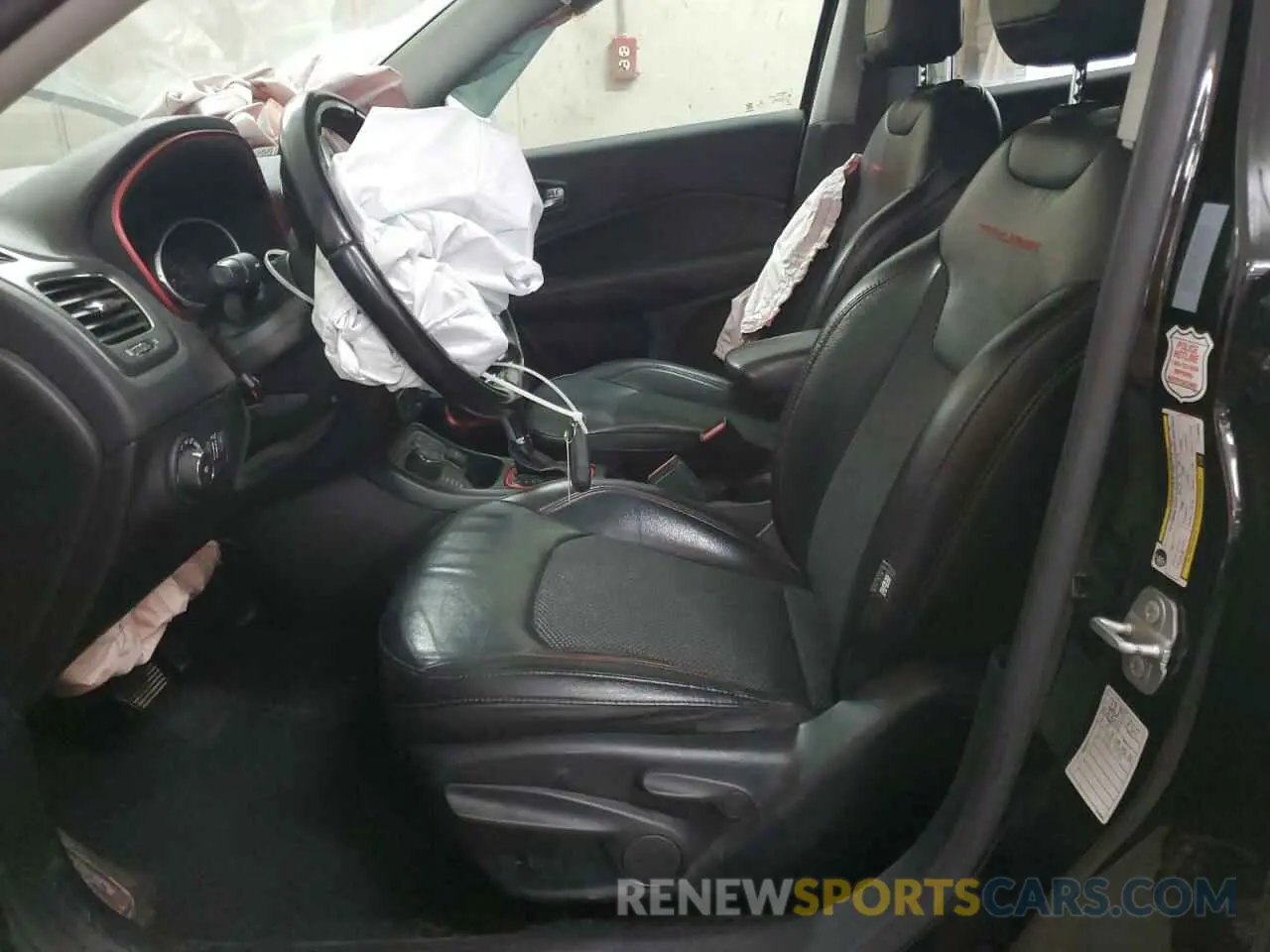 7 fotografías del automóvil dañado 3C4NJDDB0LT159324 JEEP COMPASS 2020