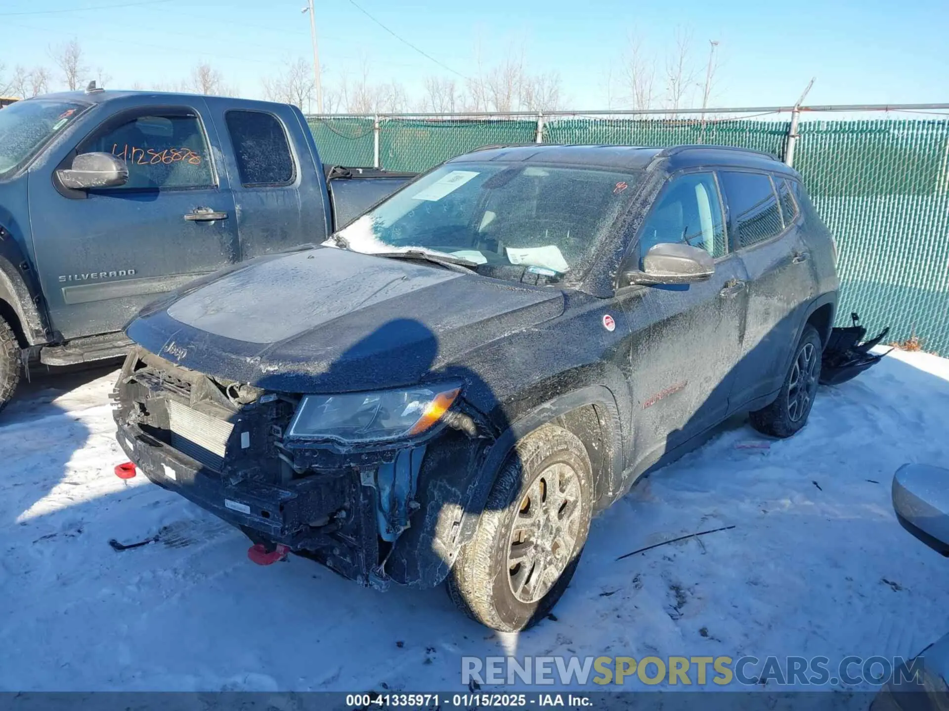 2 fotografías del automóvil dañado 3C4NJDDB0LT189312 JEEP COMPASS 2020
