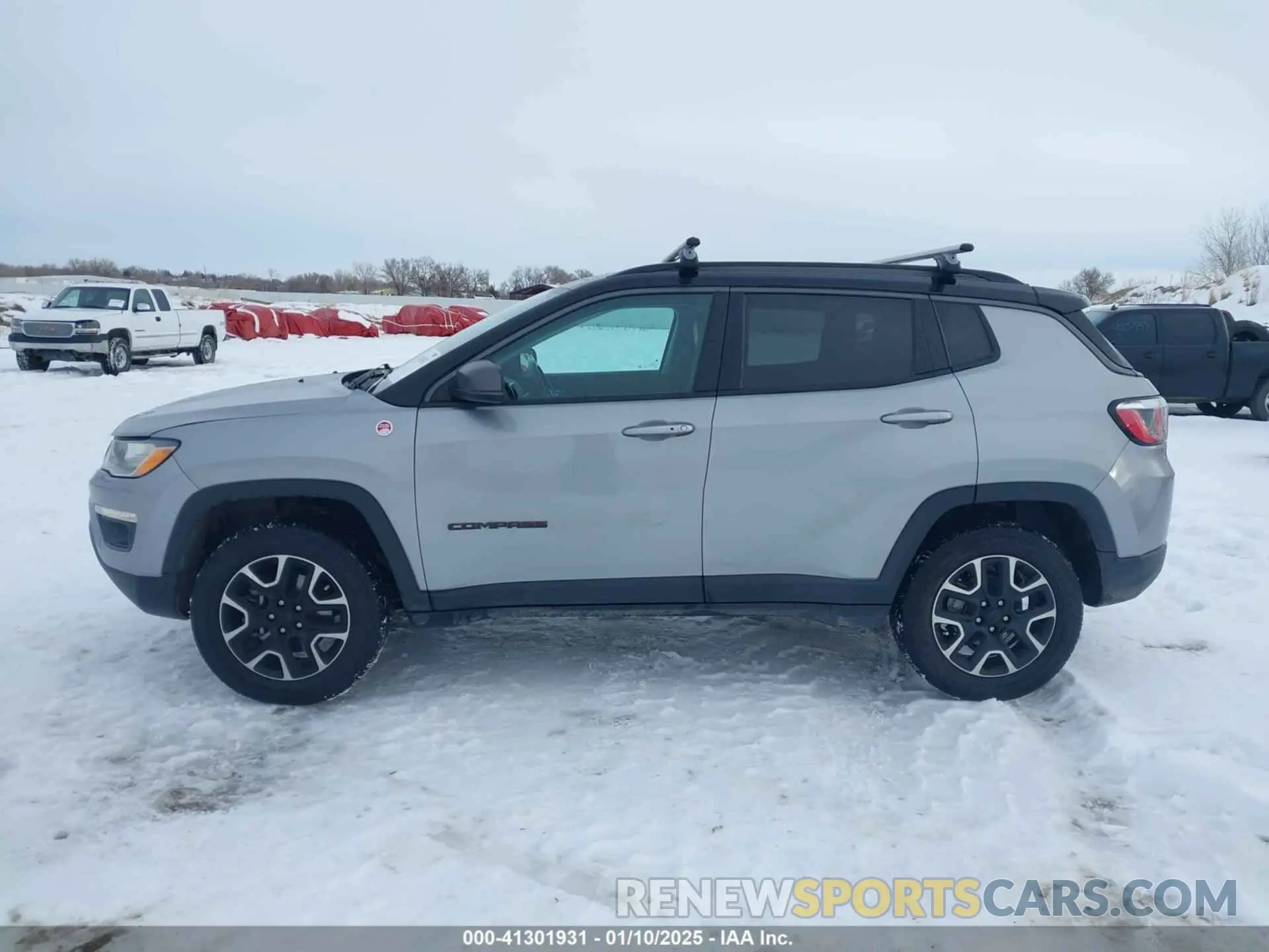 14 fotografías del automóvil dañado 3C4NJDDB1LT203329 JEEP COMPASS 2020