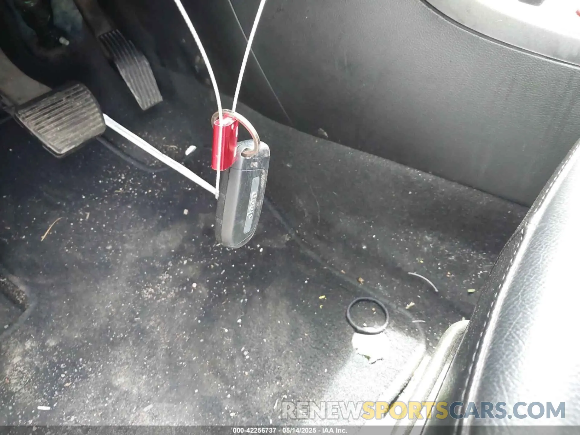 11 fotografías del automóvil dañado 3C4NJDDB1LT244981 JEEP COMPASS 2020