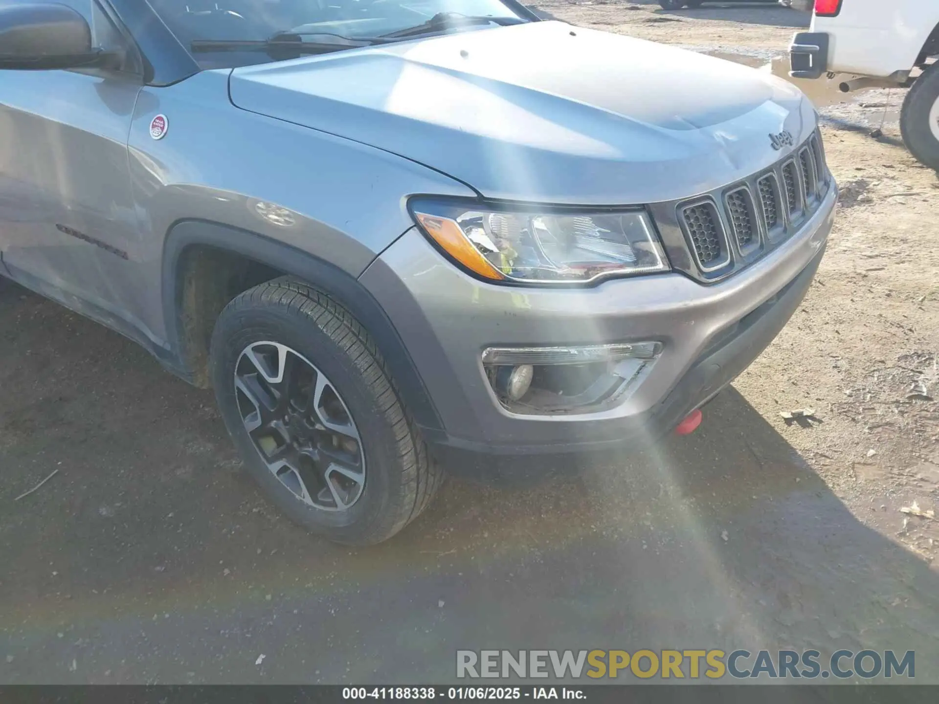 6 fotografías del automóvil dañado 3C4NJDDB2LT127619 JEEP COMPASS 2020