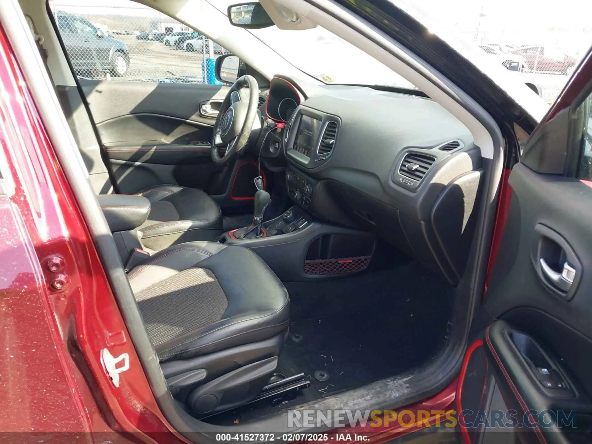5 fotografías del automóvil dañado 3C4NJDDB2LT239384 JEEP COMPASS 2020