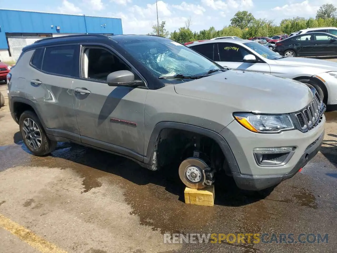 4 fotografías del automóvil dañado 3C4NJDDB3LT203350 JEEP COMPASS 2020