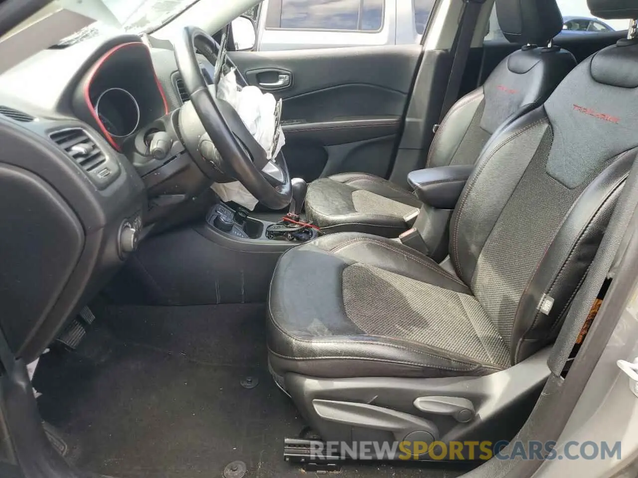 7 fotografías del automóvil dañado 3C4NJDDB3LT203350 JEEP COMPASS 2020