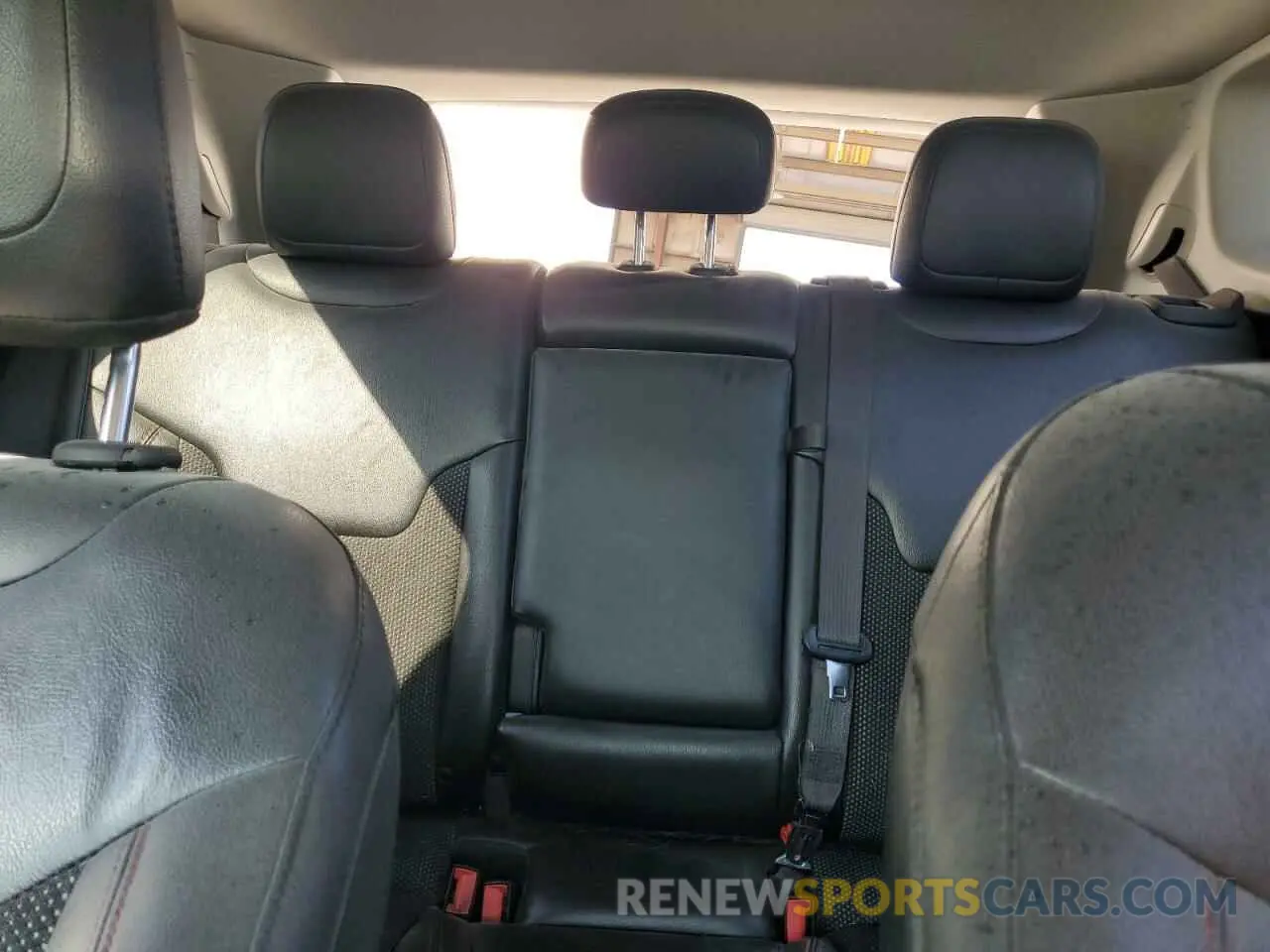 10 fotografías del automóvil dañado 3C4NJDDB3LT208015 JEEP COMPASS 2020
