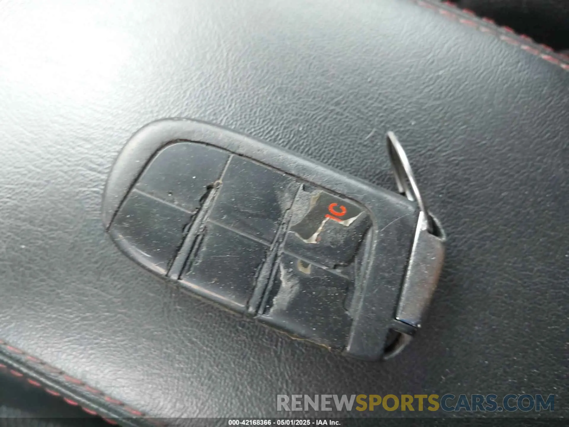11 fotografías del automóvil dañado 3C4NJDDB4LT171685 JEEP COMPASS 2020