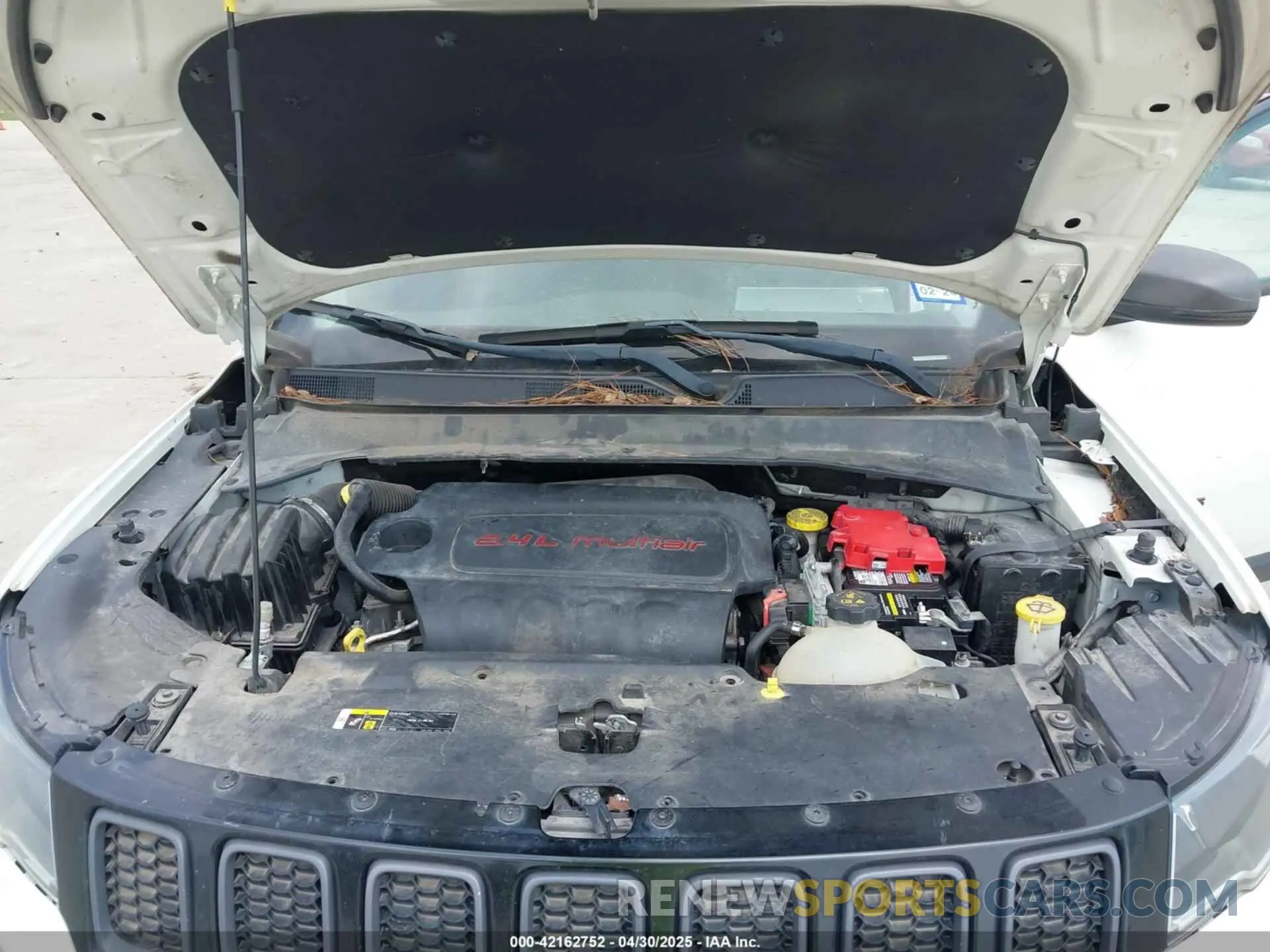 10 fotografías del automóvil dañado 3C4NJDDB5LT159559 JEEP COMPASS 2020