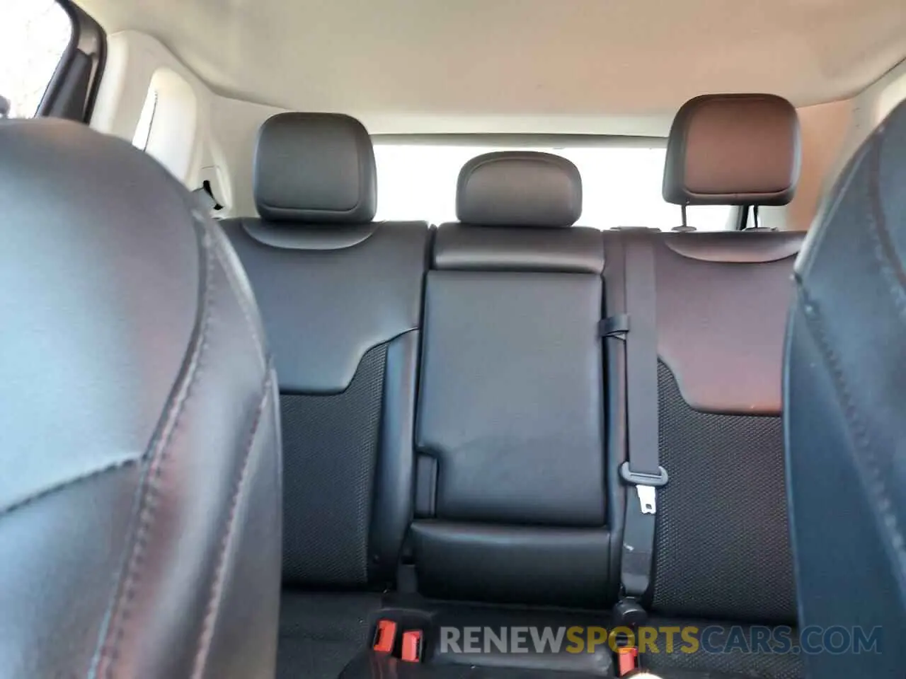 10 fotografías del automóvil dañado 3C4NJDDB6LT165435 JEEP COMPASS 2020