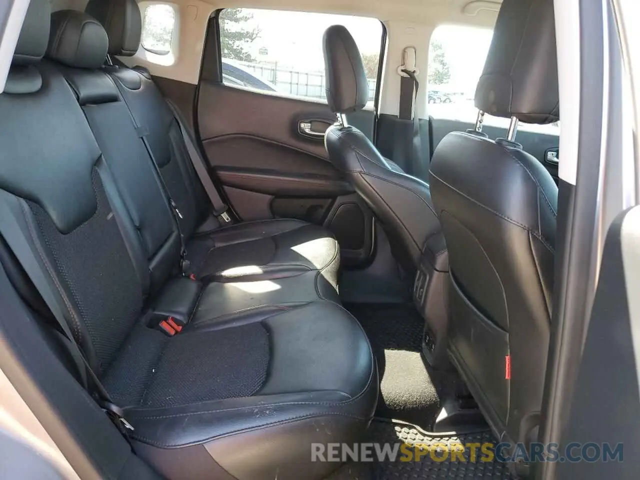 12 fotografías del automóvil dañado 3C4NJDDB6LT165435 JEEP COMPASS 2020