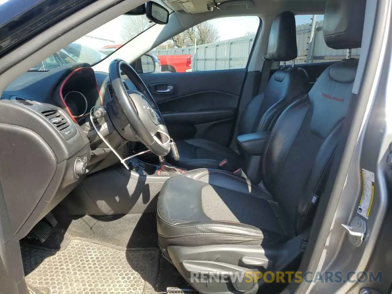 7 fotografías del automóvil dañado 3C4NJDDB6LT165435 JEEP COMPASS 2020