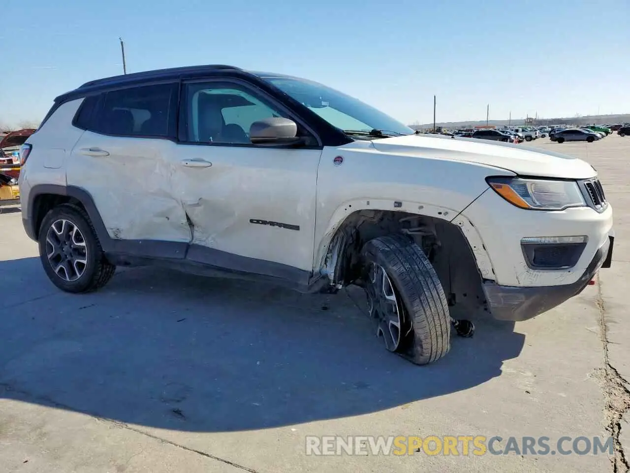 4 fotografías del automóvil dañado 3C4NJDDB7LT118561 JEEP COMPASS 2020