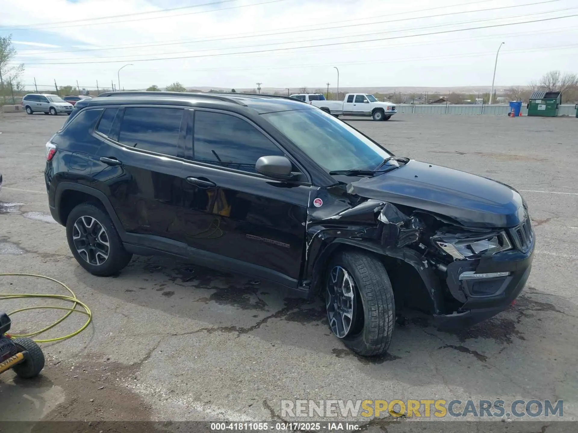 13 fotografías del automóvil dañado 3C4NJDDB7LT129673 JEEP COMPASS 2020