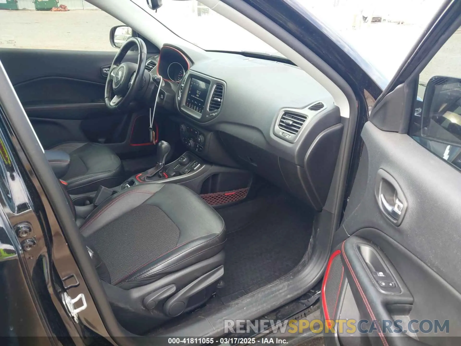 5 fotografías del automóvil dañado 3C4NJDDB7LT129673 JEEP COMPASS 2020