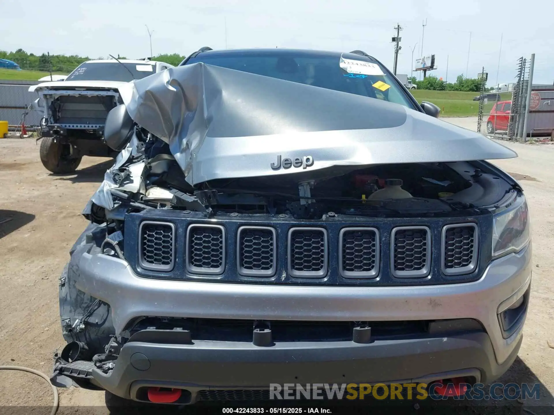 13 fotografías del automóvil dañado 3C4NJDDB7LT159532 JEEP COMPASS 2020