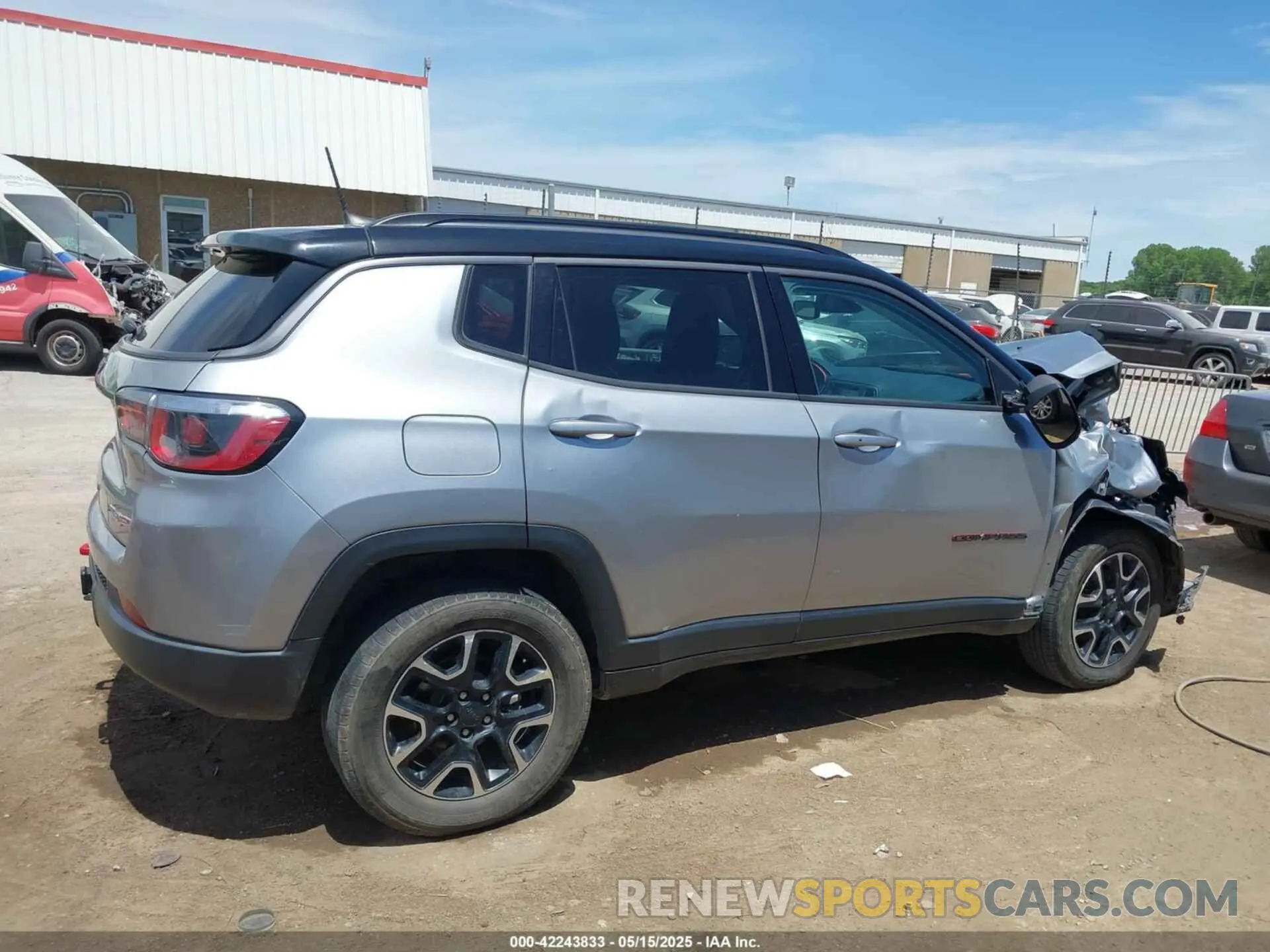 14 fotografías del automóvil dañado 3C4NJDDB7LT159532 JEEP COMPASS 2020
