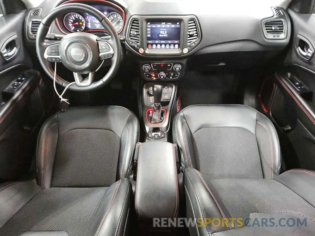 8 fotografías del automóvil dañado 3C4NJDDB7LT163533 JEEP COMPASS 2020