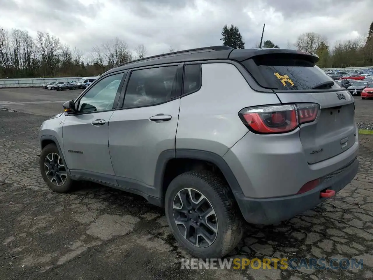 2 fotografías del automóvil dañado 3C4NJDDB7LT171664 JEEP COMPASS 2020