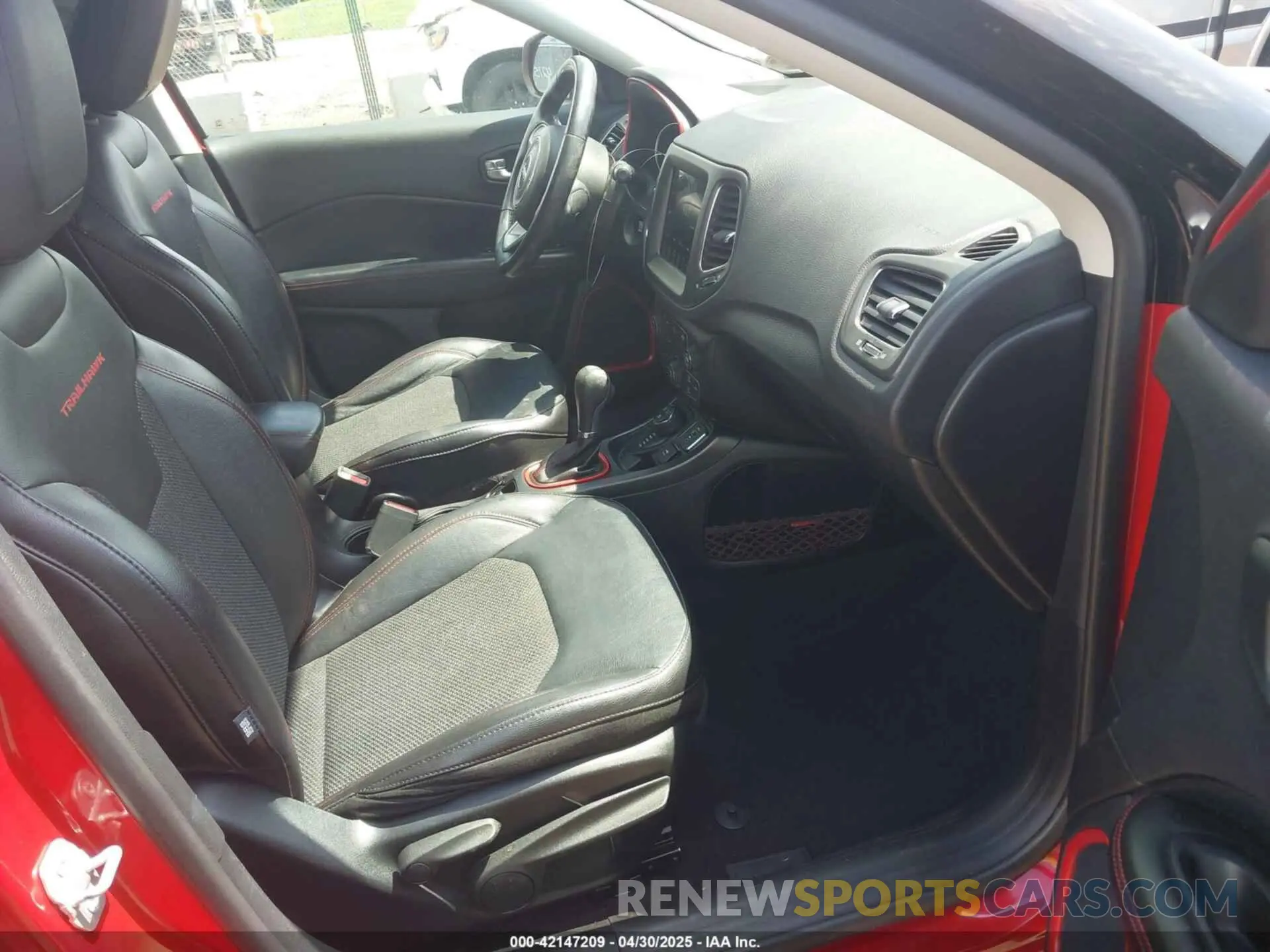 5 fotografías del automóvil dañado 3C4NJDDB7LT196242 JEEP COMPASS 2020