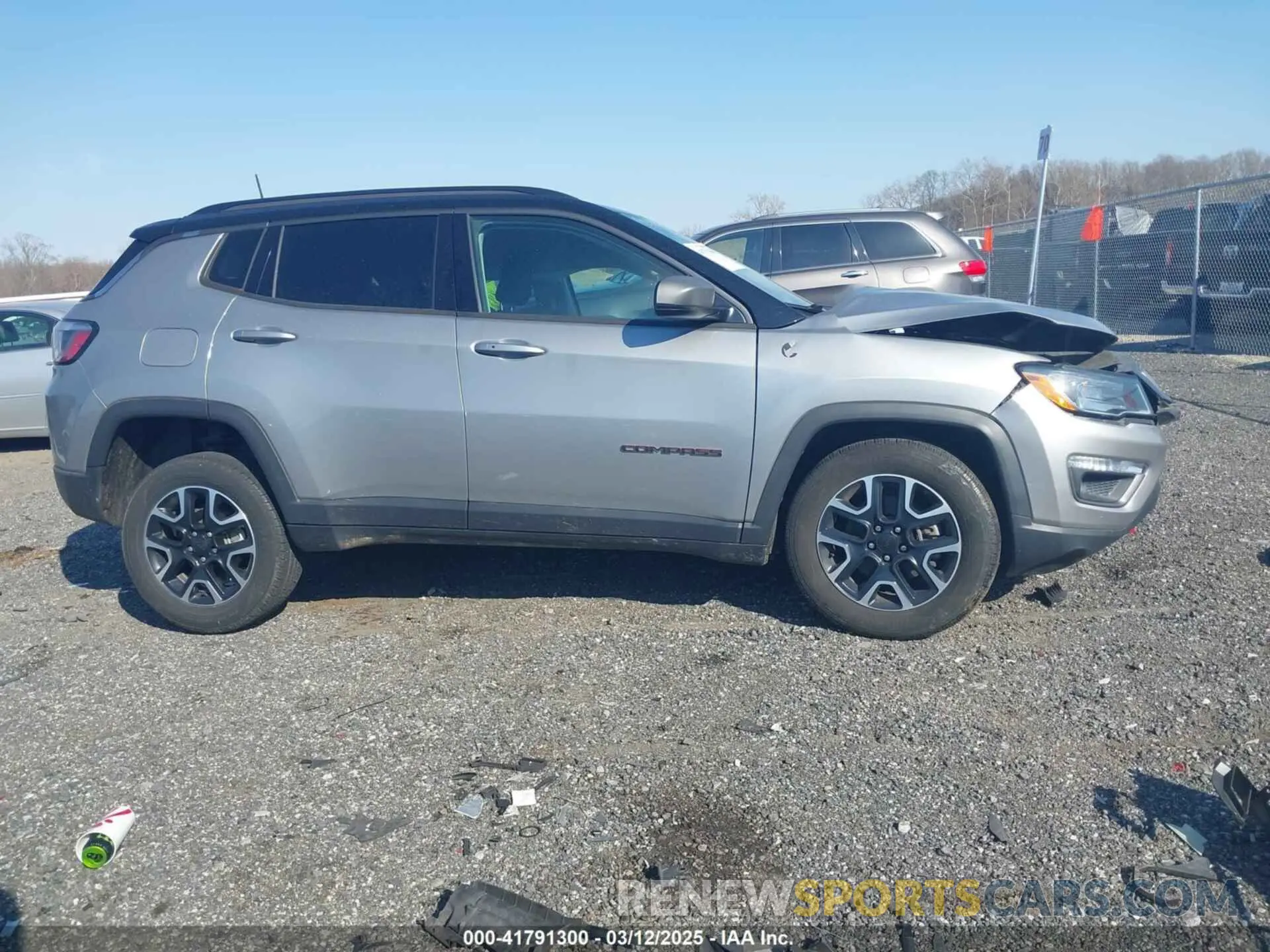 13 fotografías del automóvil dañado 3C4NJDDBXLT106663 JEEP COMPASS 2020