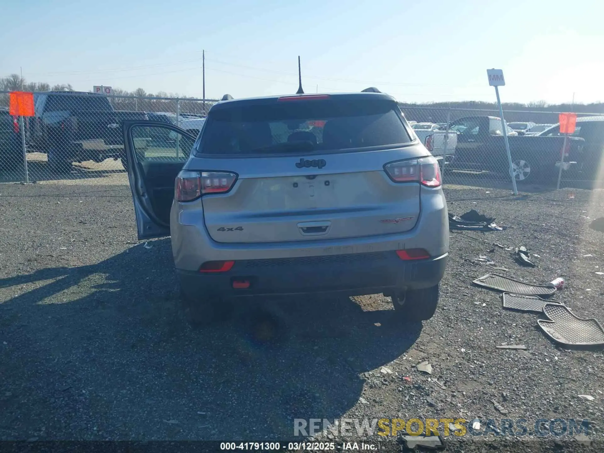 16 fotografías del automóvil dañado 3C4NJDDBXLT106663 JEEP COMPASS 2020