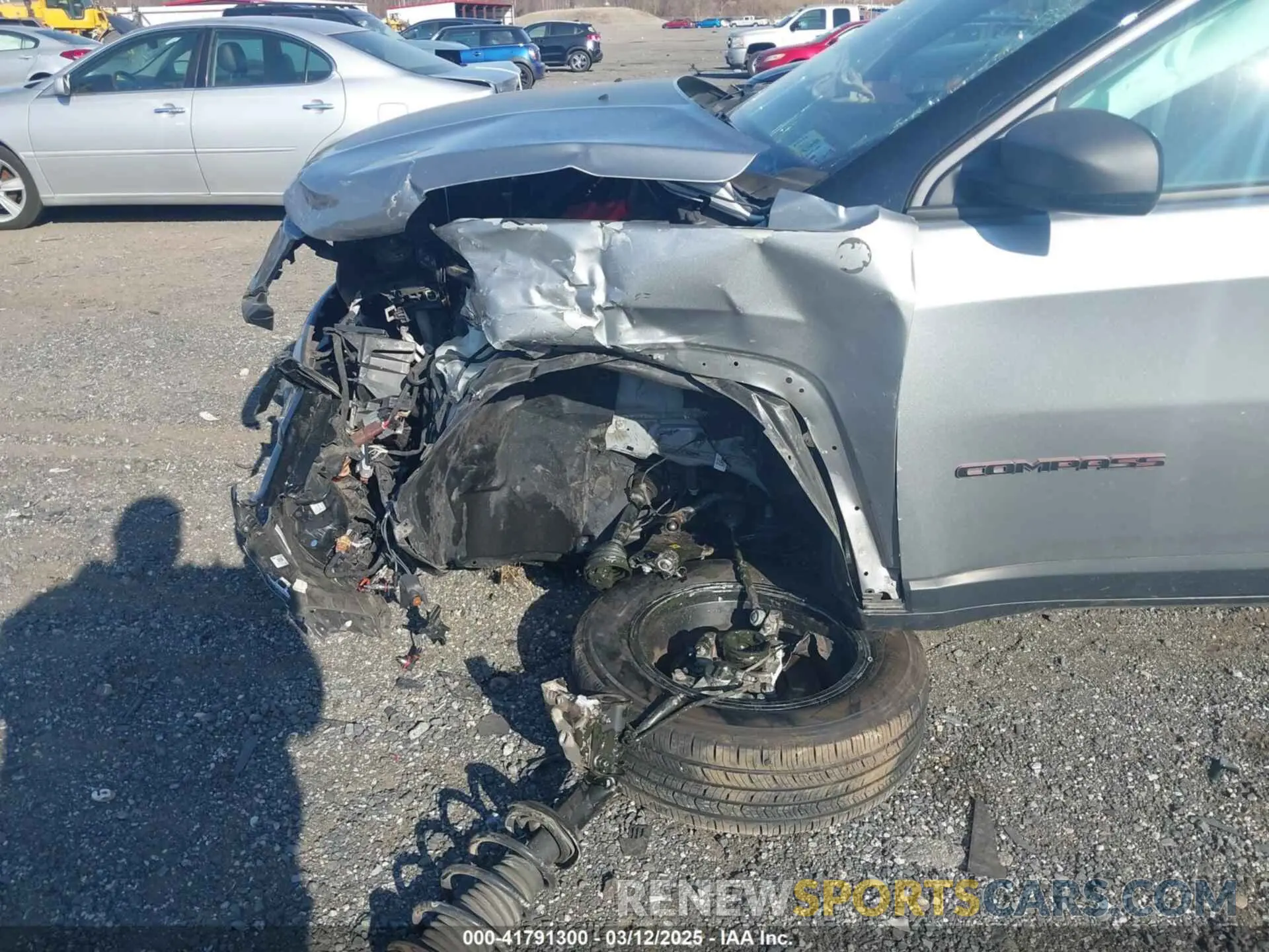 6 fotografías del automóvil dañado 3C4NJDDBXLT106663 JEEP COMPASS 2020
