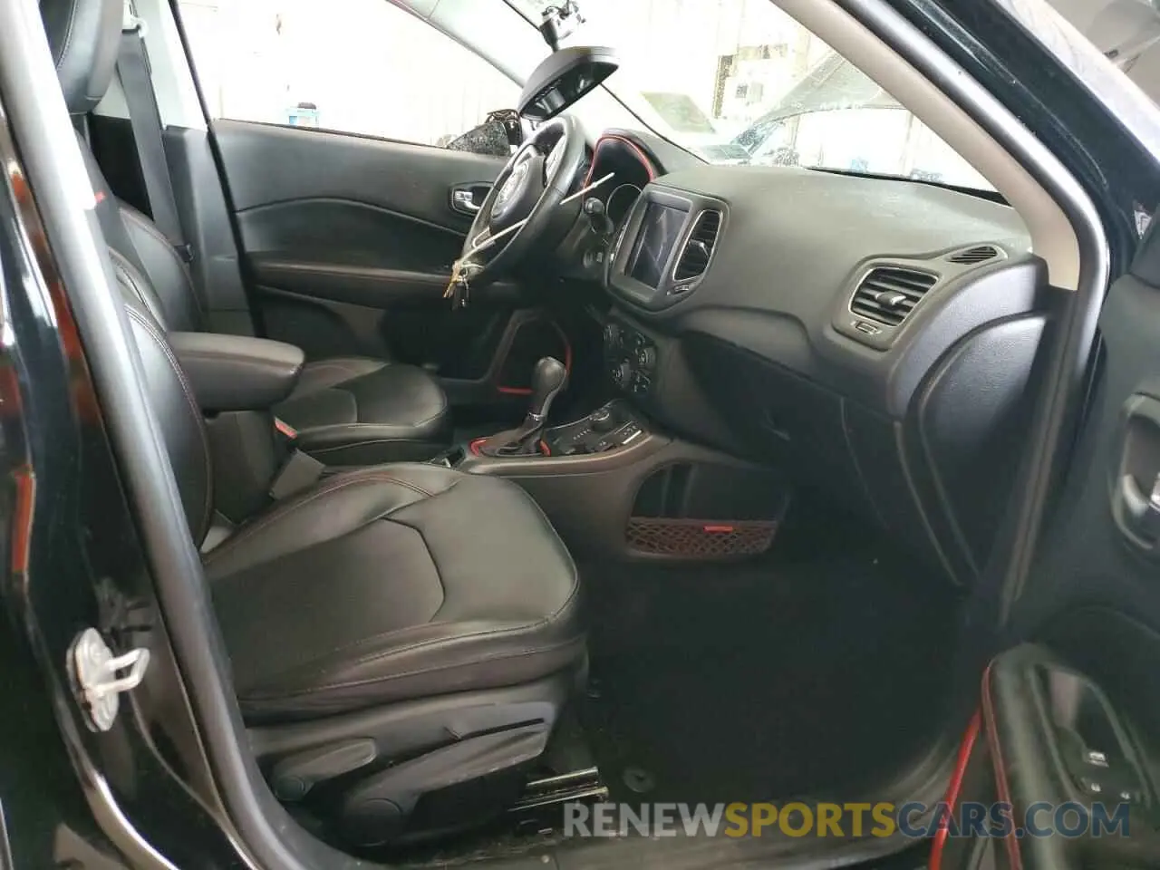 7 fotografías del automóvil dañado 3C4NJDDBXLT116982 JEEP COMPASS 2020
