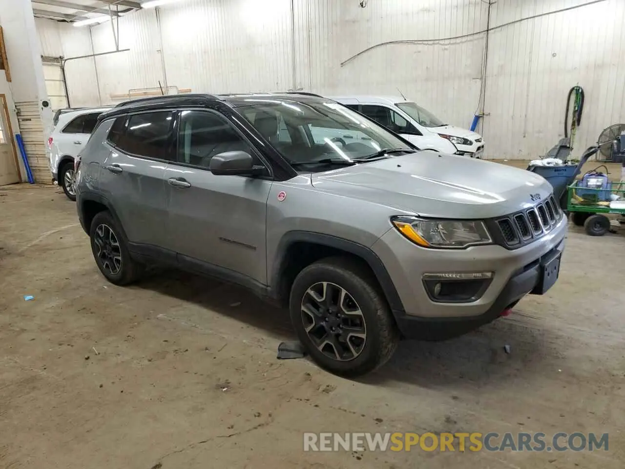4 fotografías del automóvil dañado 3C4NJDDBXLT207864 JEEP COMPASS 2020