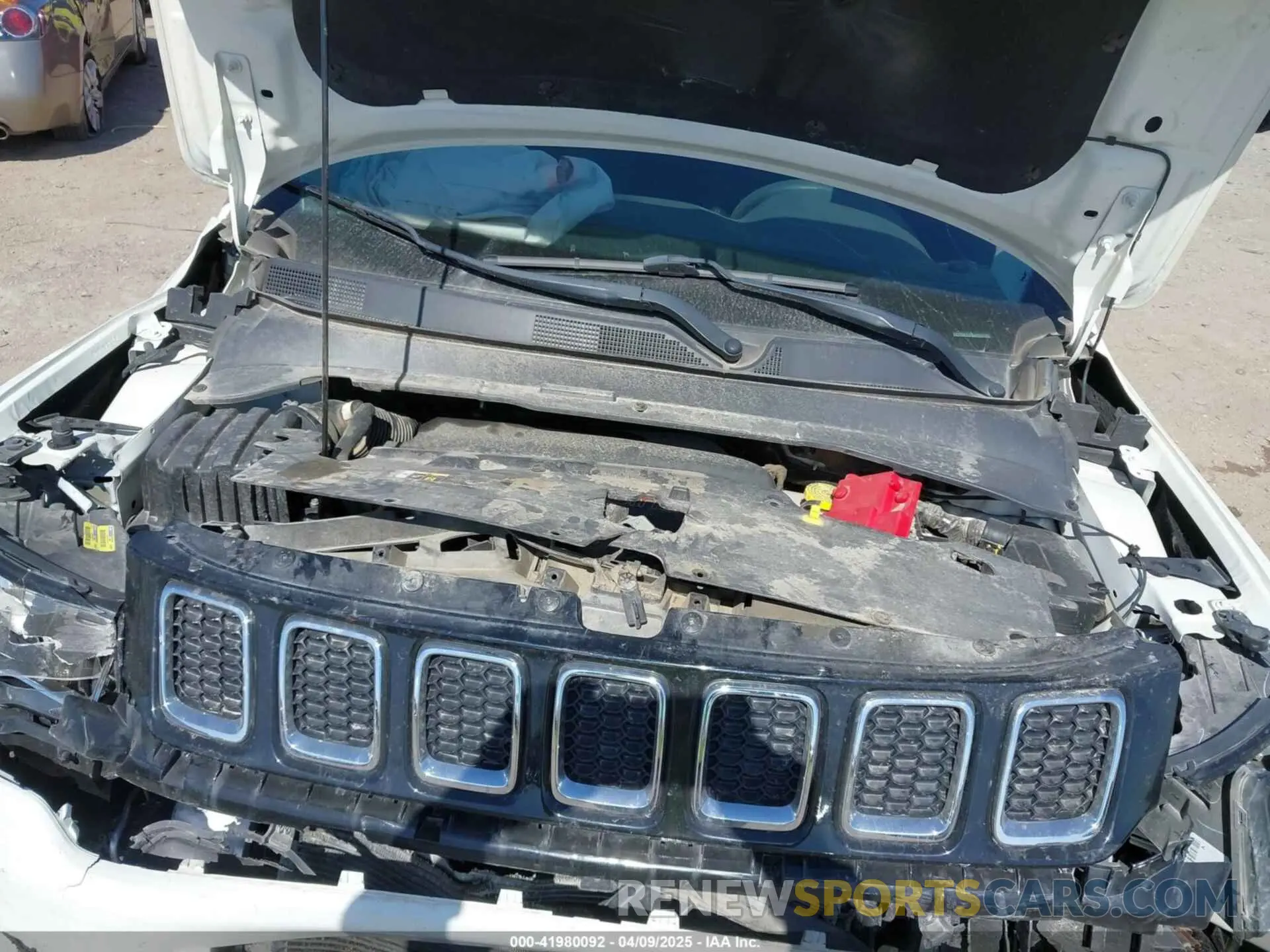 10 fotografías del automóvil dañado 3C4NJCAB1MT560381 JEEP COMPASS 2021