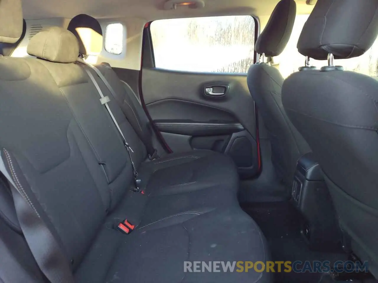 11 fotografías del automóvil dañado 3C4NJCAB2MT501985 JEEP COMPASS 2021
