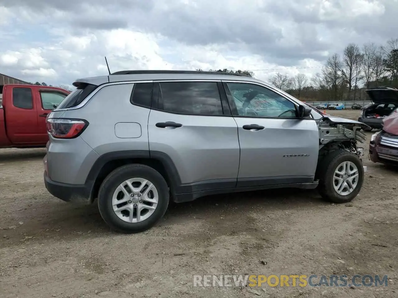 3 fotografías del automóvil dañado 3C4NJCAB2MT563757 JEEP COMPASS 2021