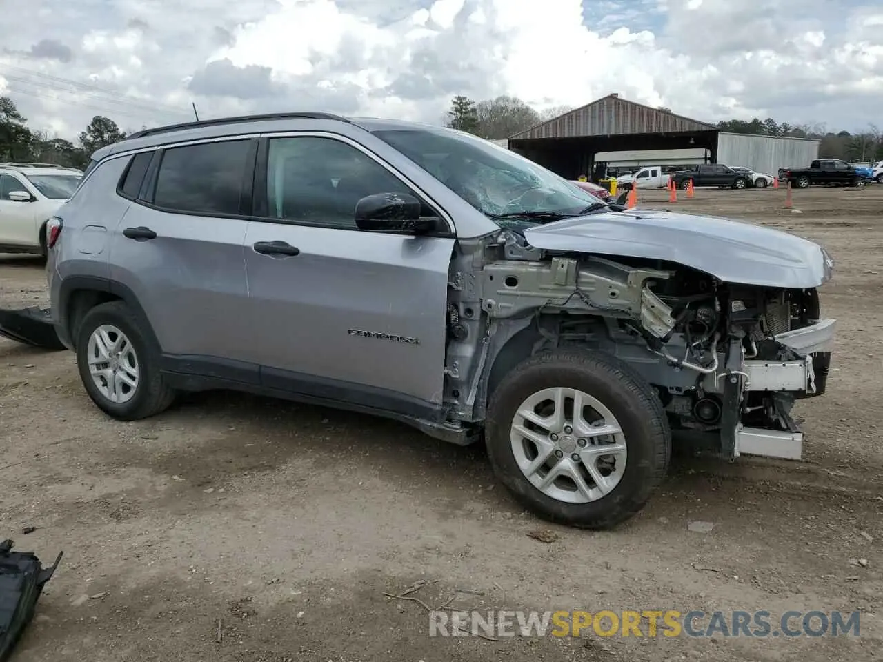 4 fotografías del automóvil dañado 3C4NJCAB2MT563757 JEEP COMPASS 2021