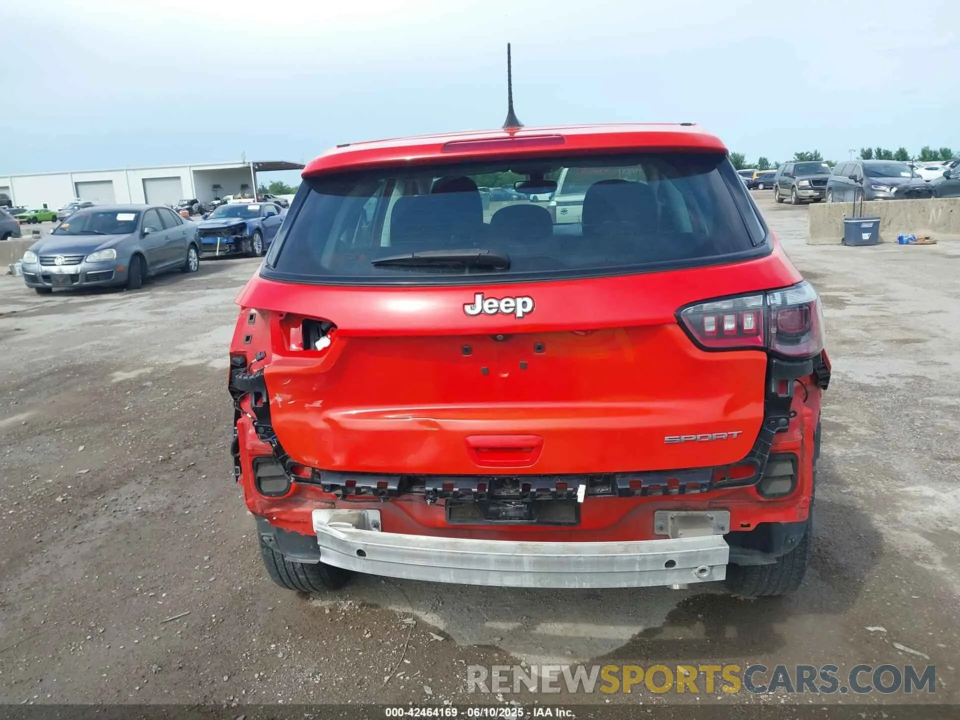 17 fotografías del automóvil dañado 3C4NJCAB5MT508400 JEEP COMPASS 2021