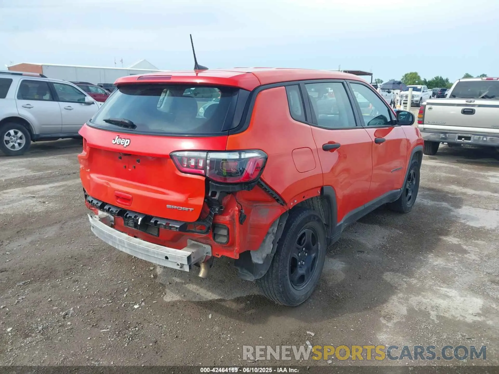4 fotografías del automóvil dañado 3C4NJCAB5MT508400 JEEP COMPASS 2021
