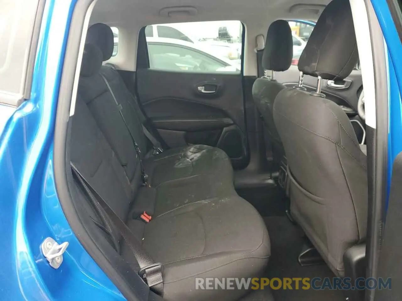 10 fotografías del automóvil dañado 3C4NJCAB5MT514293 JEEP COMPASS 2021