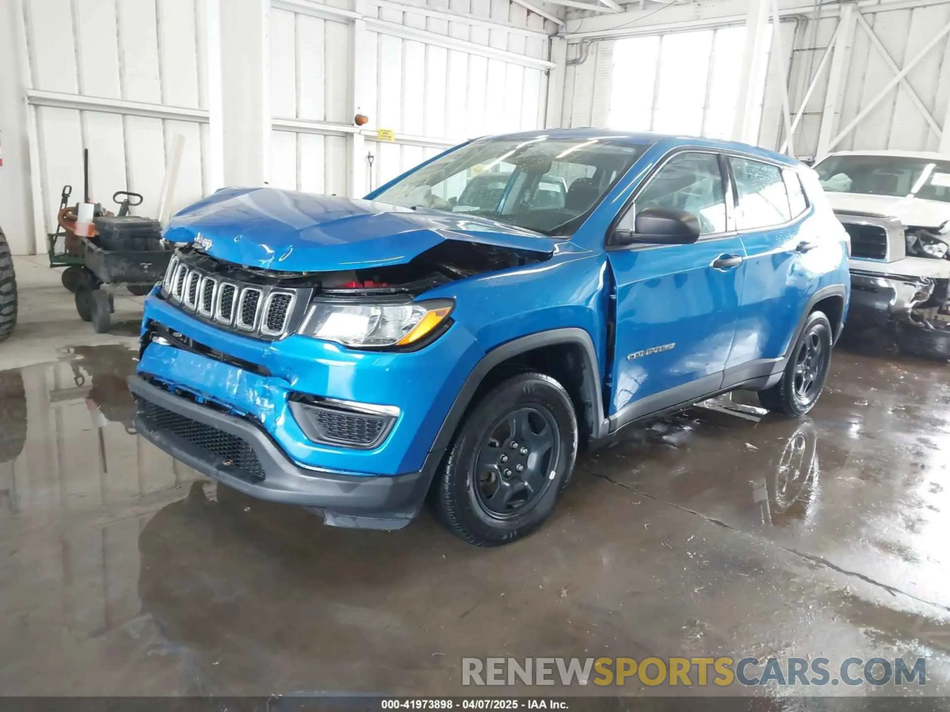 2 fotografías del automóvil dañado 3C4NJCAB8MT510898 JEEP COMPASS 2021