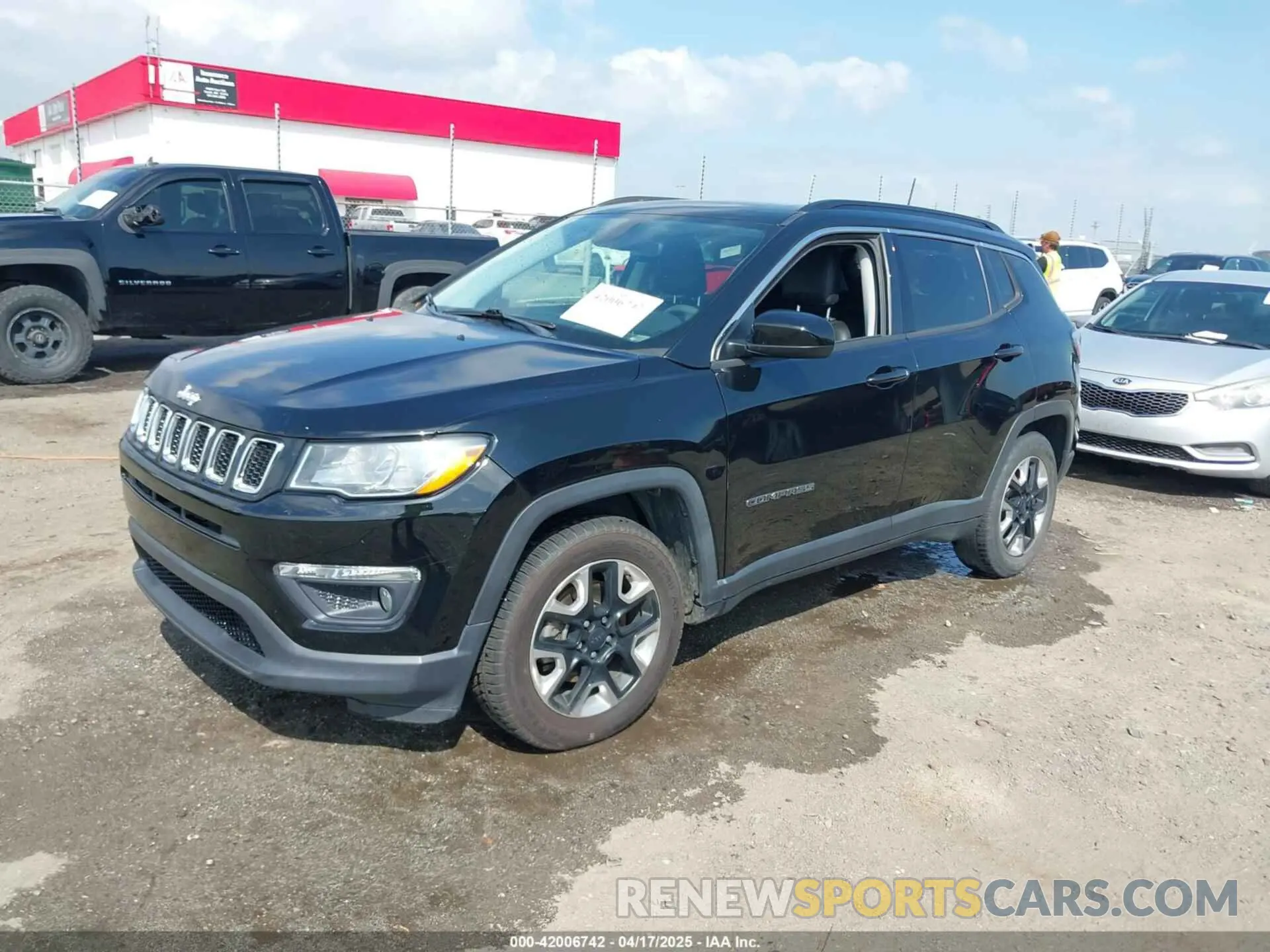 2 fotografías del automóvil dañado 3C4NJCBB0MT502423 JEEP COMPASS 2021