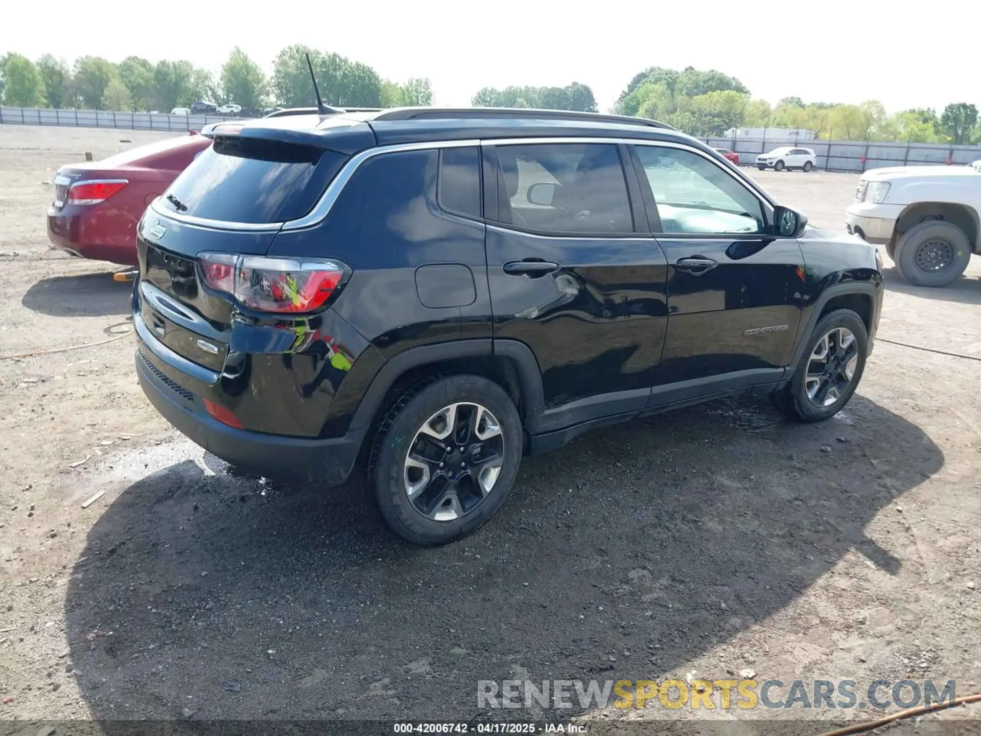4 fotografías del automóvil dañado 3C4NJCBB0MT502423 JEEP COMPASS 2021