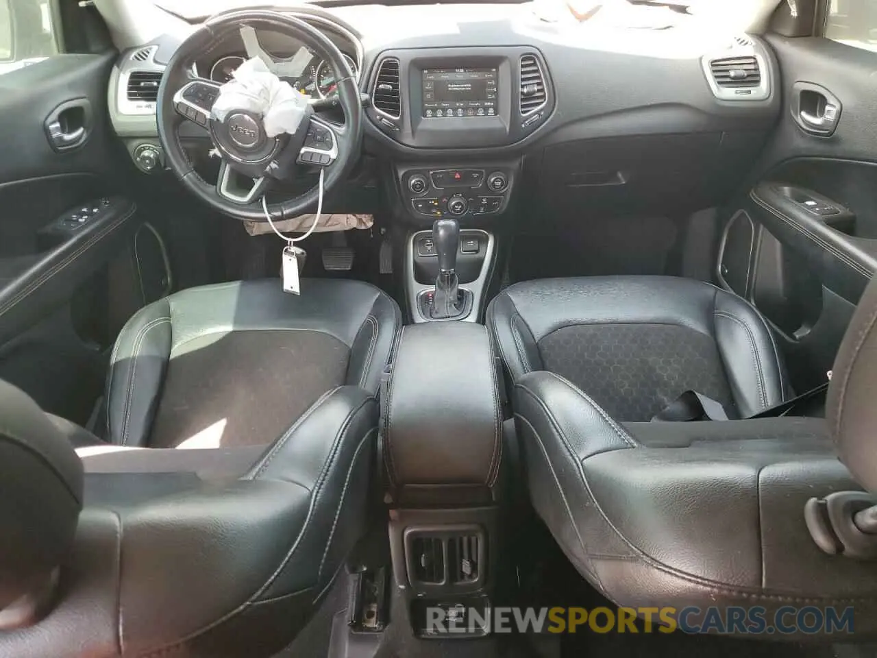 8 fotografías del automóvil dañado 3C4NJCBB0MT505824 JEEP COMPASS 2021