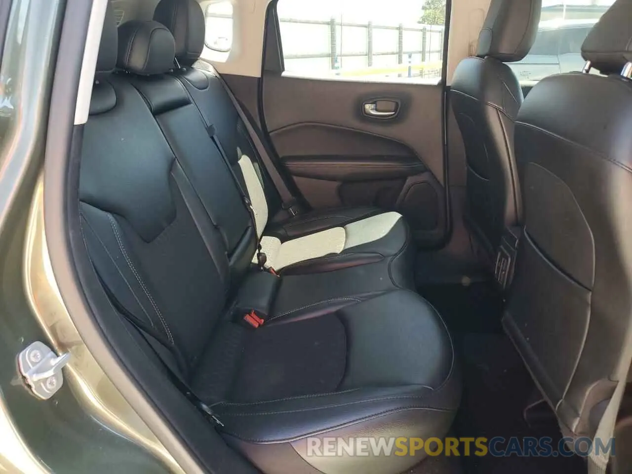 12 fotografías del automóvil dañado 3C4NJCBB0MT538984 JEEP COMPASS 2021