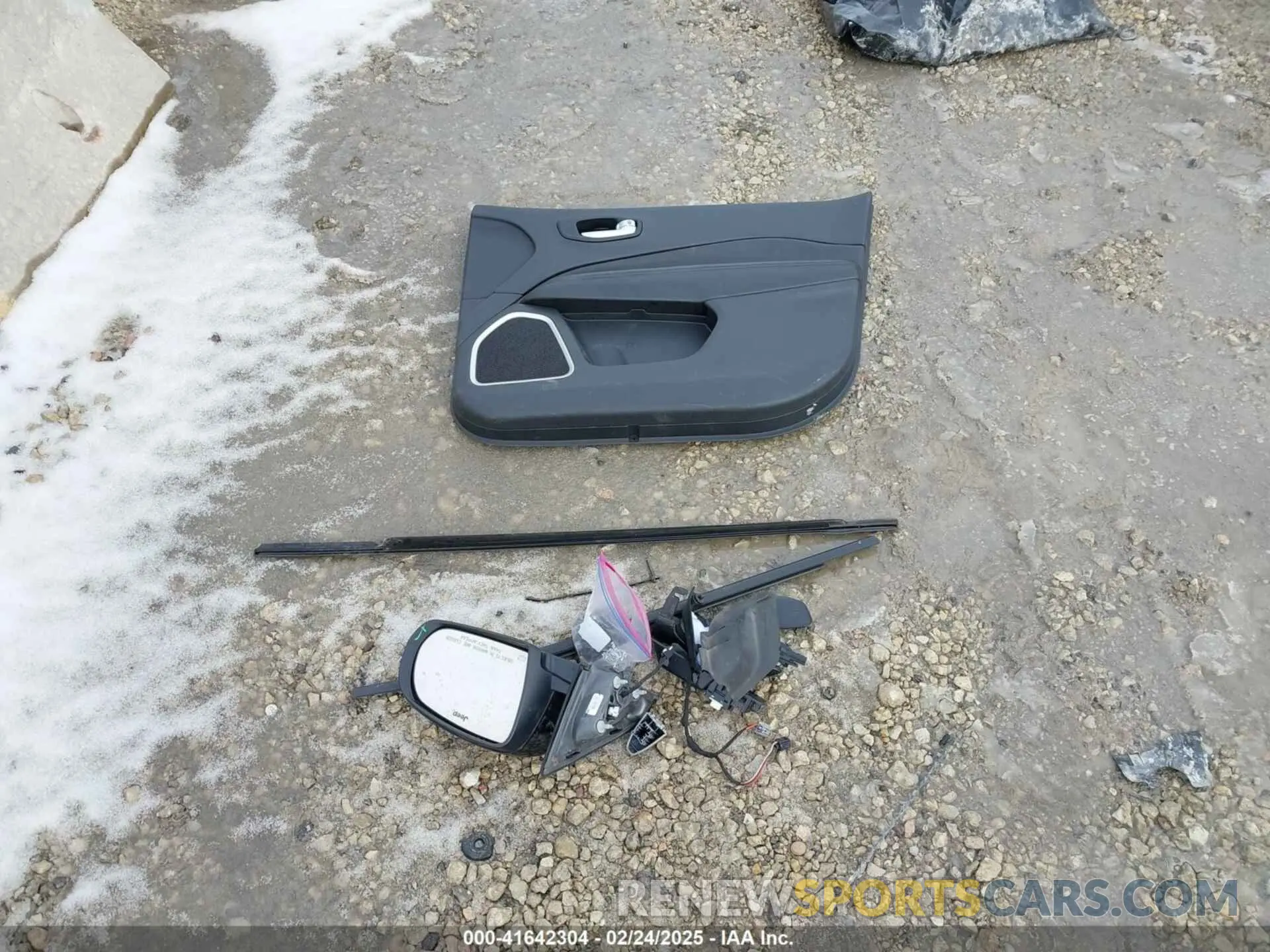 12 fotografías del automóvil dañado 3C4NJCBB2MT526500 JEEP COMPASS 2021