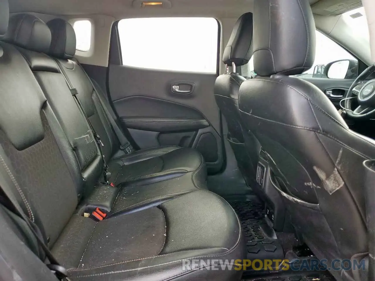 11 fotografías del automóvil dañado 3C4NJCBB3MT505719 JEEP COMPASS 2021