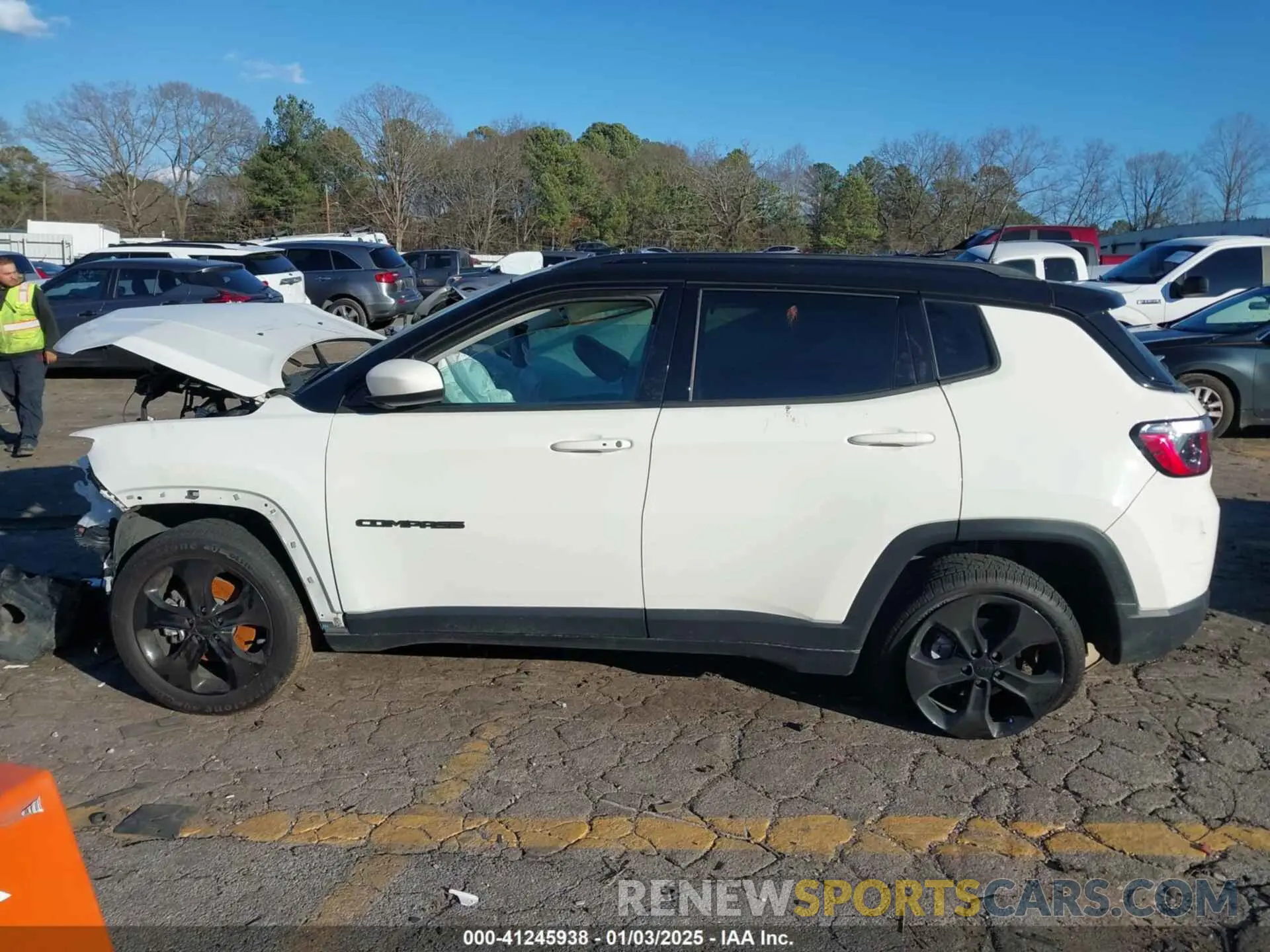 14 fotografías del automóvil dañado 3C4NJCBB4MT597407 JEEP COMPASS 2021