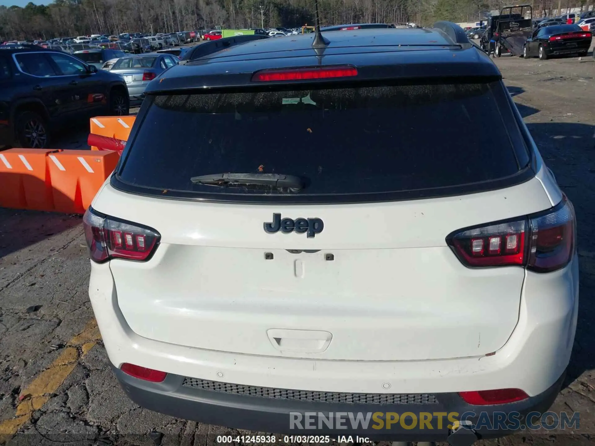 16 fotografías del automóvil dañado 3C4NJCBB4MT597407 JEEP COMPASS 2021