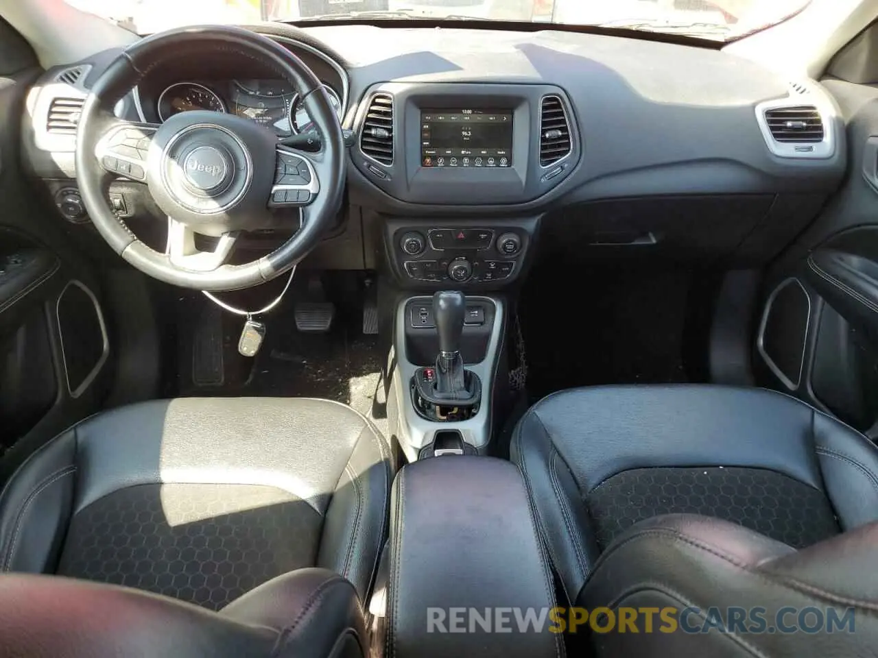 8 fotografías del automóvil dañado 3C4NJCBB5MT505916 JEEP COMPASS 2021
