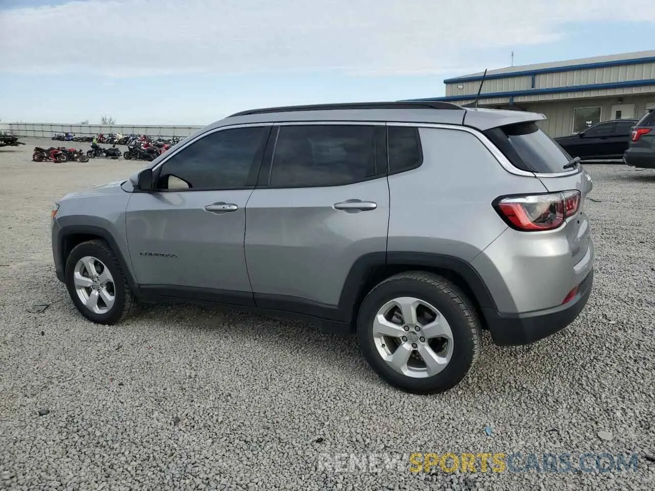 2 fotografías del automóvil dañado 3C4NJCBB6MT522725 JEEP COMPASS 2021