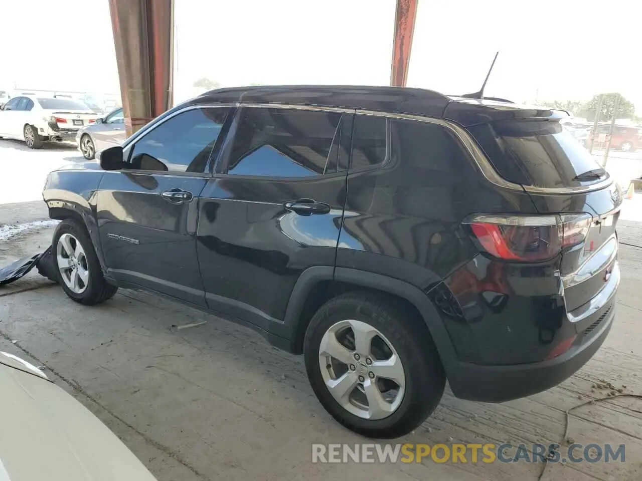 2 fotografías del automóvil dañado 3C4NJCBB6MT552825 JEEP COMPASS 2021