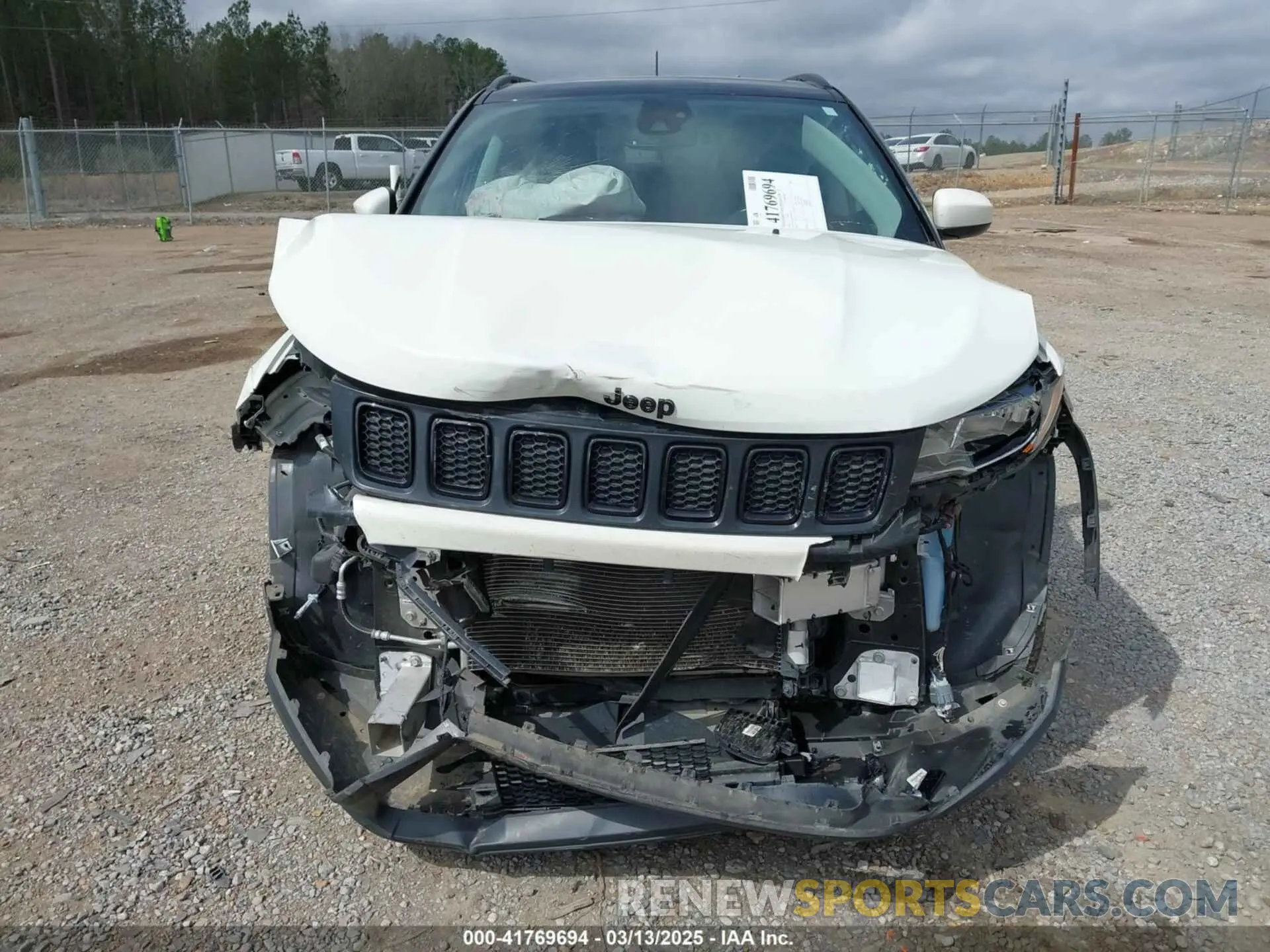 13 fotografías del automóvil dañado 3C4NJCBB6MT587350 JEEP COMPASS 2021