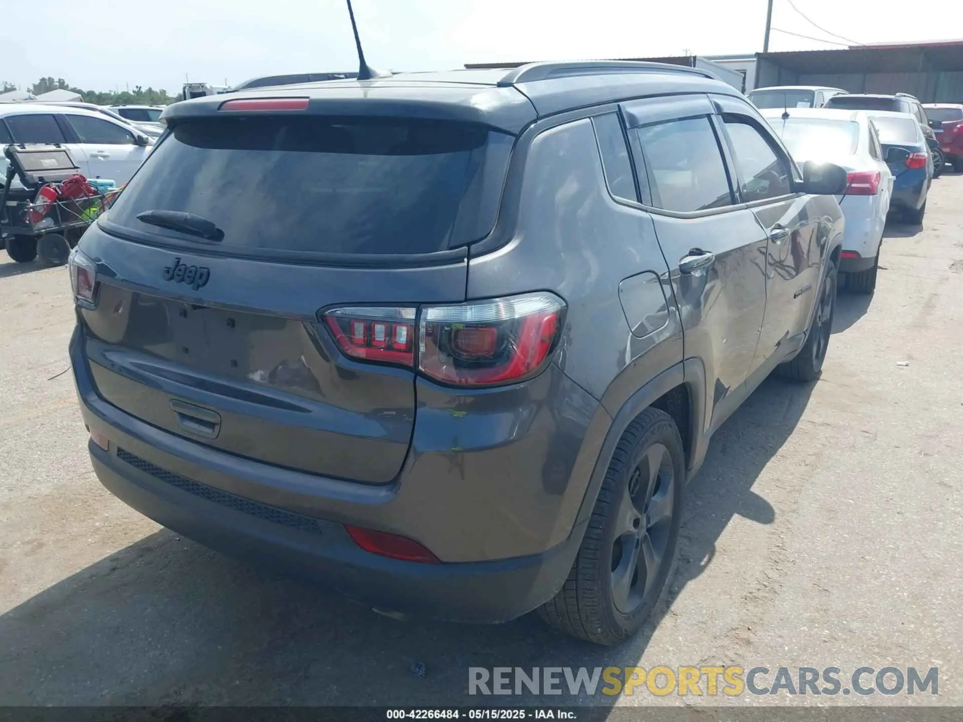 4 fotografías del automóvil dañado 3C4NJCBB7MT527321 JEEP COMPASS 2021