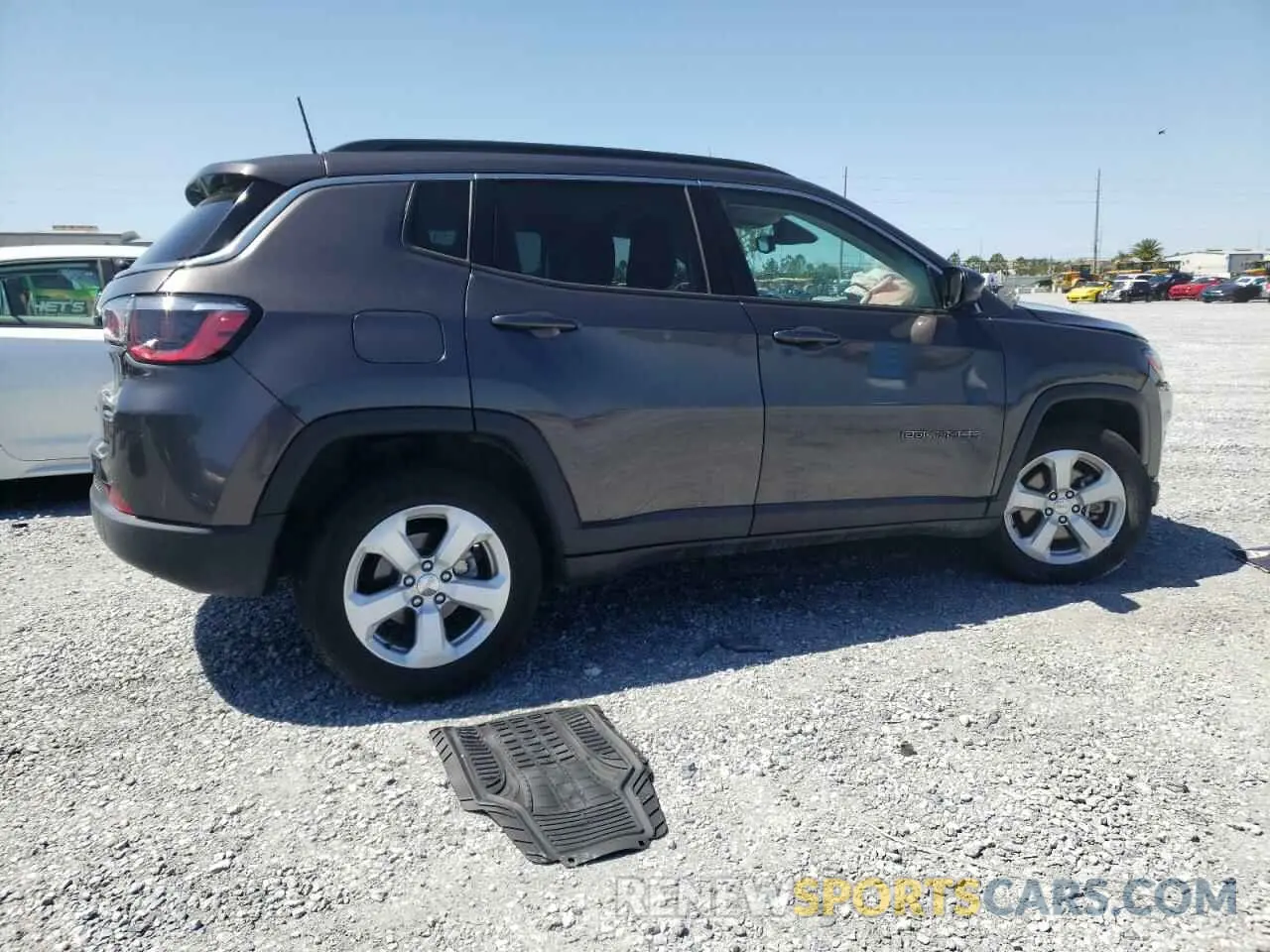 3 fotografías del automóvil dañado 3C4NJCBB8MT604603 JEEP COMPASS 2021